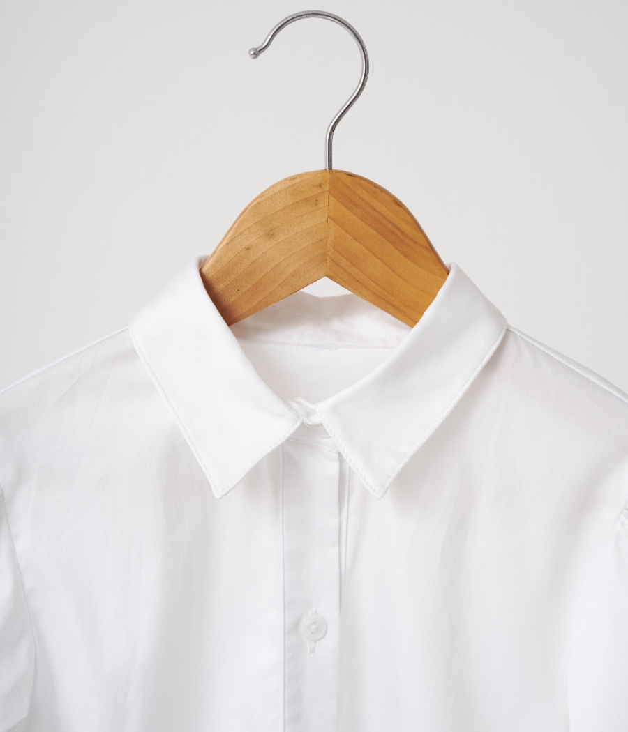 Blusa color Blanco de Nina con Manga Larga Cuello tipo Sport